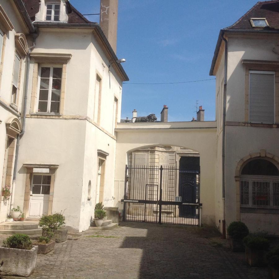 Flat Dijon Down Town Exterior foto